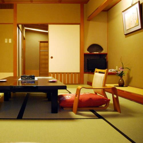 Yukemurino-Yado Biwanso Nanao Ruang foto